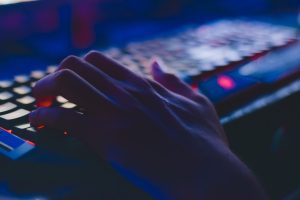 Waspada! Ancaman Penipuan File APK Belum Usai