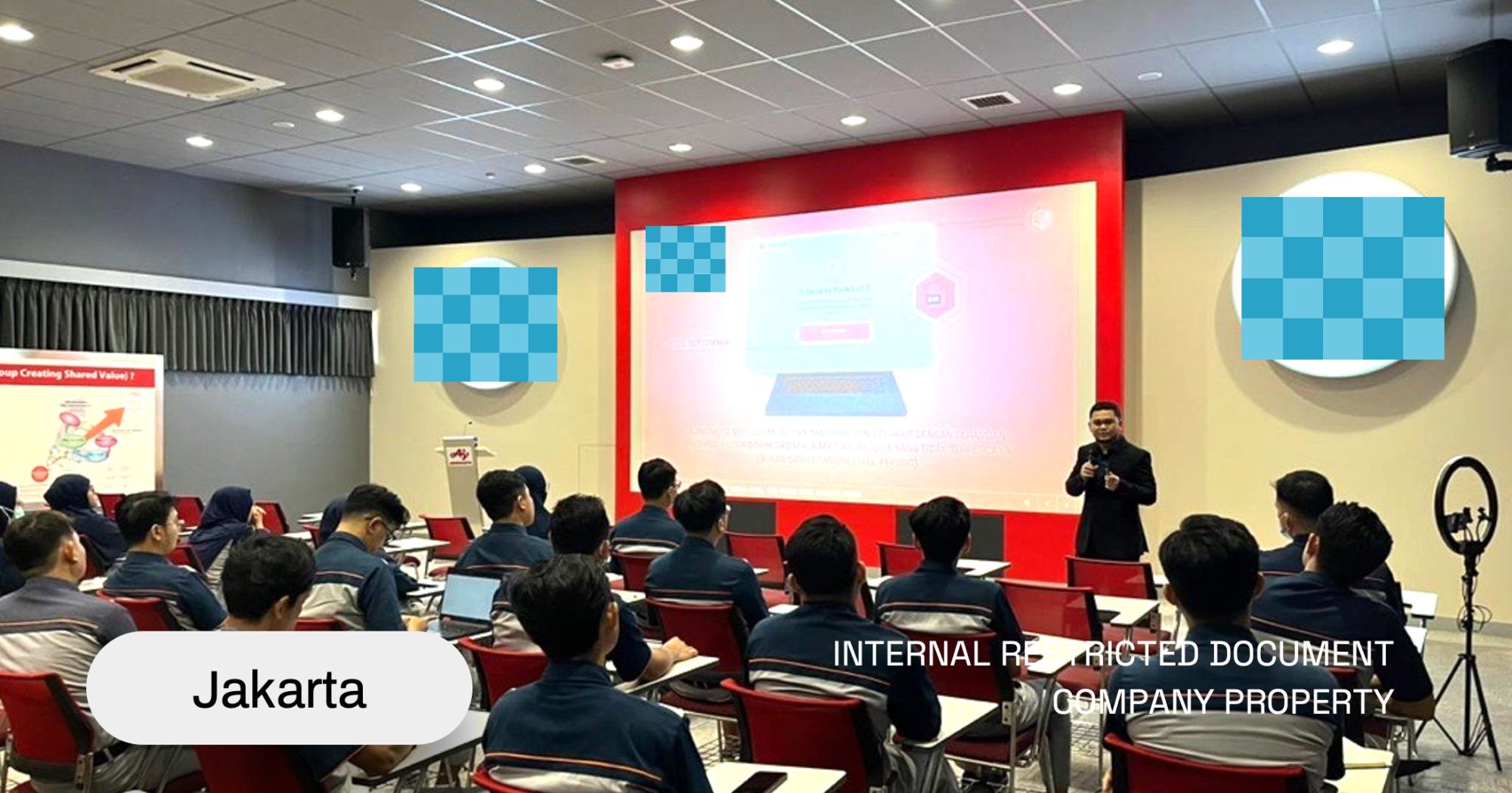 dokumentasi cybersecurity awareness training oleh DSG di sebuah perusahaan FMCG di Jakarta